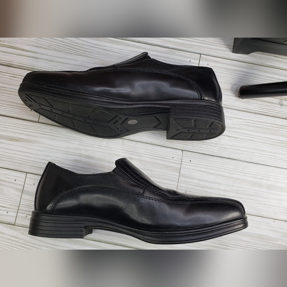 Stafford Dash Jr. Black Loafers size 4 (sh) - Picture 7 of 9